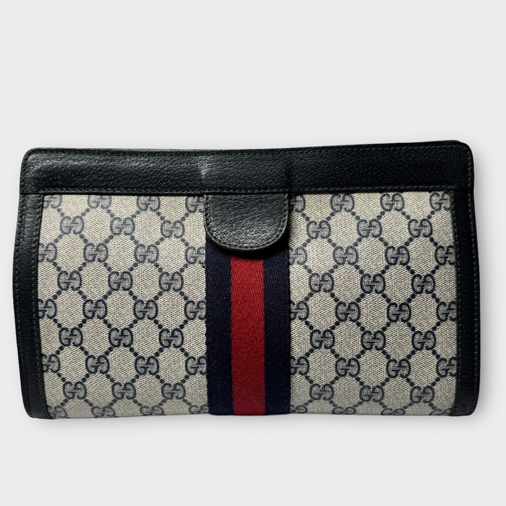 GUCCI GG monogram supreme vintage Clutch - Picture 14 of 14